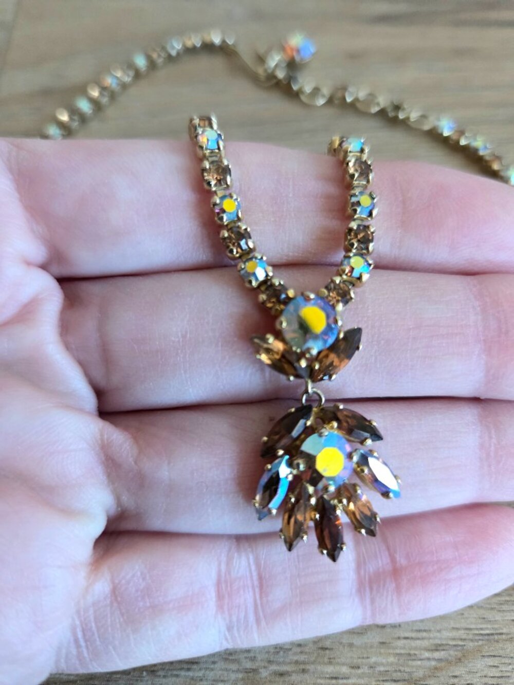 Vintage Unsigned Sherman (?) Aurora Borealis Floral Necklace Chocker Gold Tone